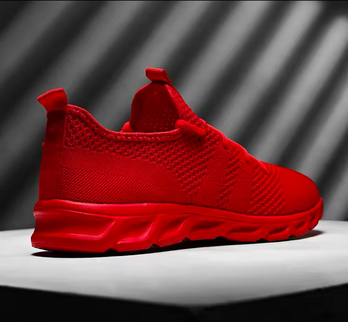 Hot Sale: Lightweight & Comfortable Men’s Running Shoes – Breathable, Anti-Skid, Wear-Resistant Sneakers for Casual Jogging & Sports