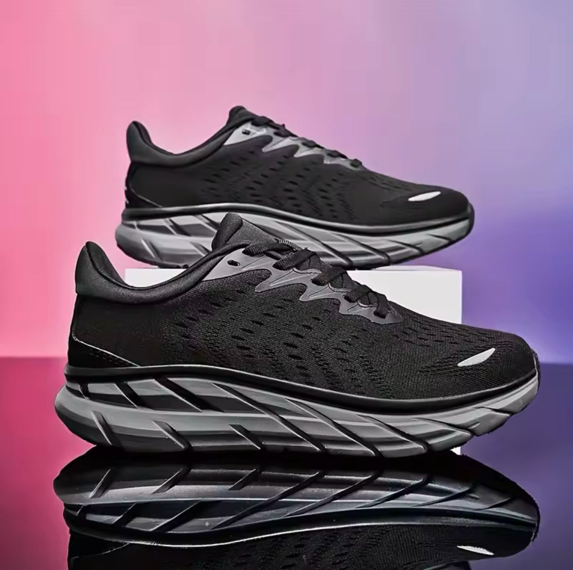 2025 New Men’s Running Shoes – Cushioned, Stylish Outdoor Sports Jogging Sneakers with Classic Design, Available in Plus Sizes 39-46