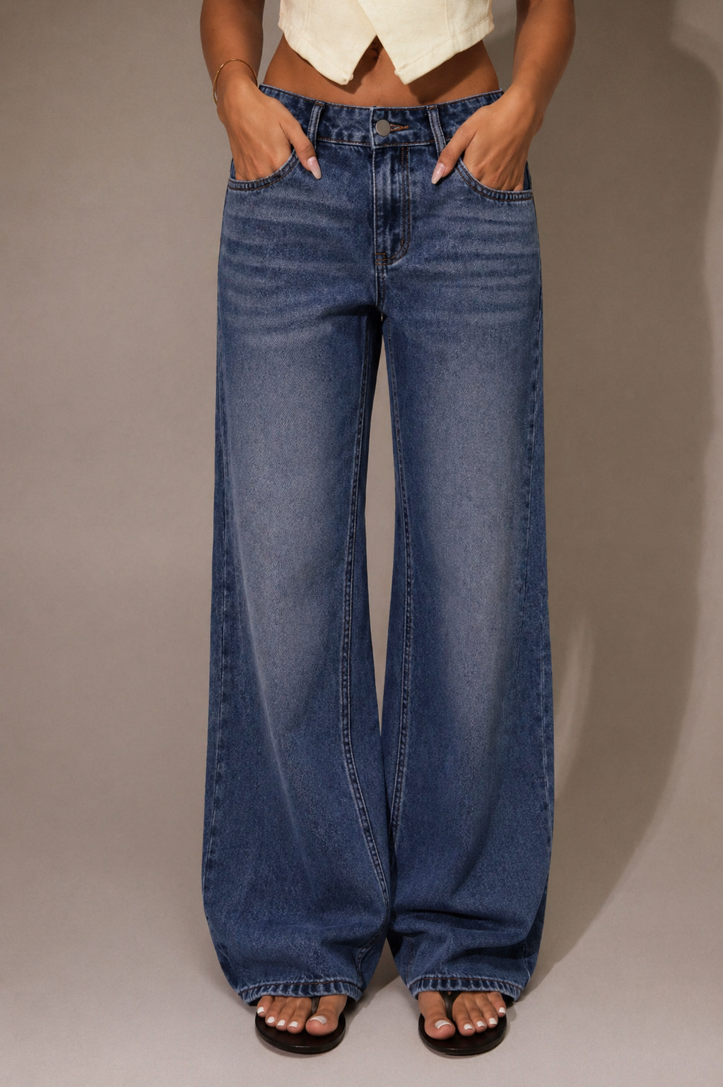 Low Rise Baggy Wide Leg Jeans Relaxed Fit Streetwear Look Fall Winter Women
