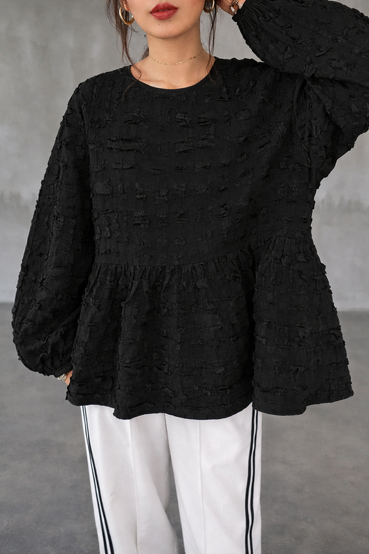 Women’s Textured Ruffle Sweatshirt – Relaxed Autumn Casual Top