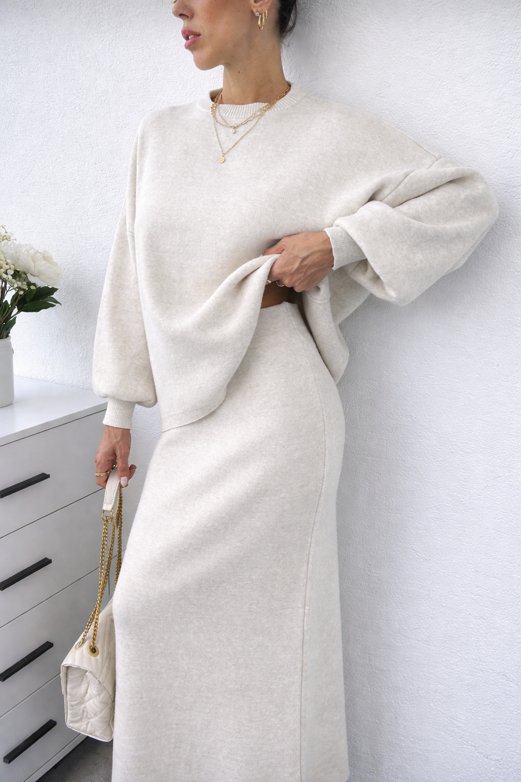 Women’s Lantern Sleeve Knit Set – Cozy Winter Elegance Outfit