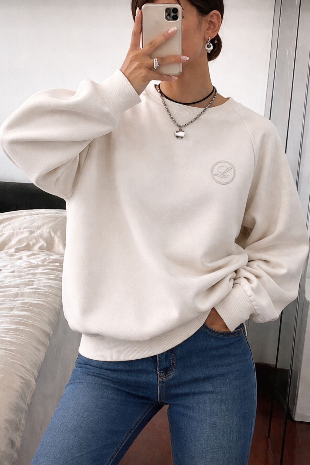Women’s Graphic Embroidery Sweatshirt – Loose Fit Fall Casual Top