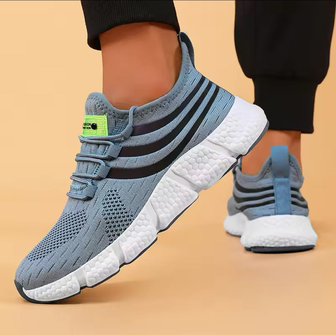 Step into Comfort and Style with Men’s Breathable Classic Running Sneakers – Lightweight, Slip-on Mesh Shoes for Outdoor Walking & Sports