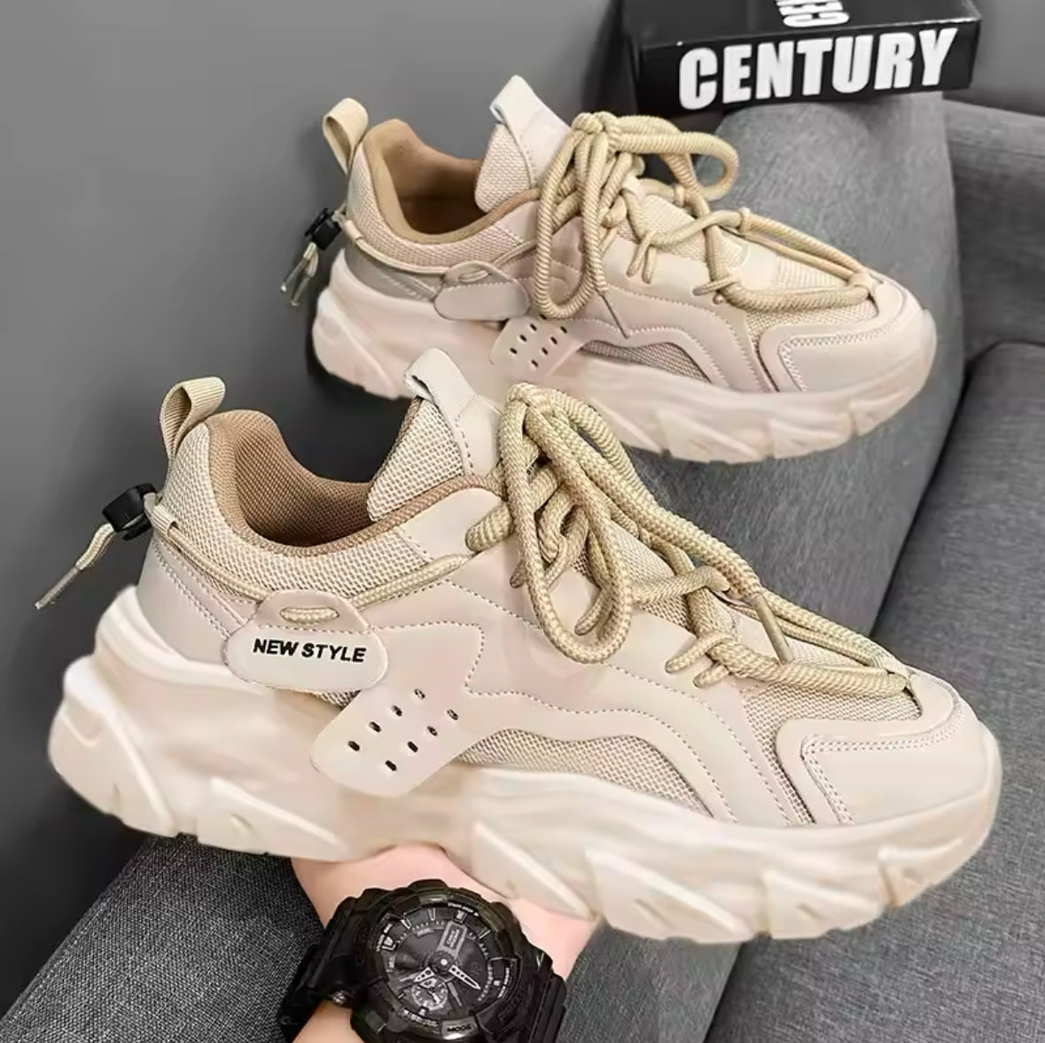 Men’s breathable sneakers with thick soles, perfect for outdoor running, tennis, and all-season comfort, featuring soft soles for ultimate support and casual style