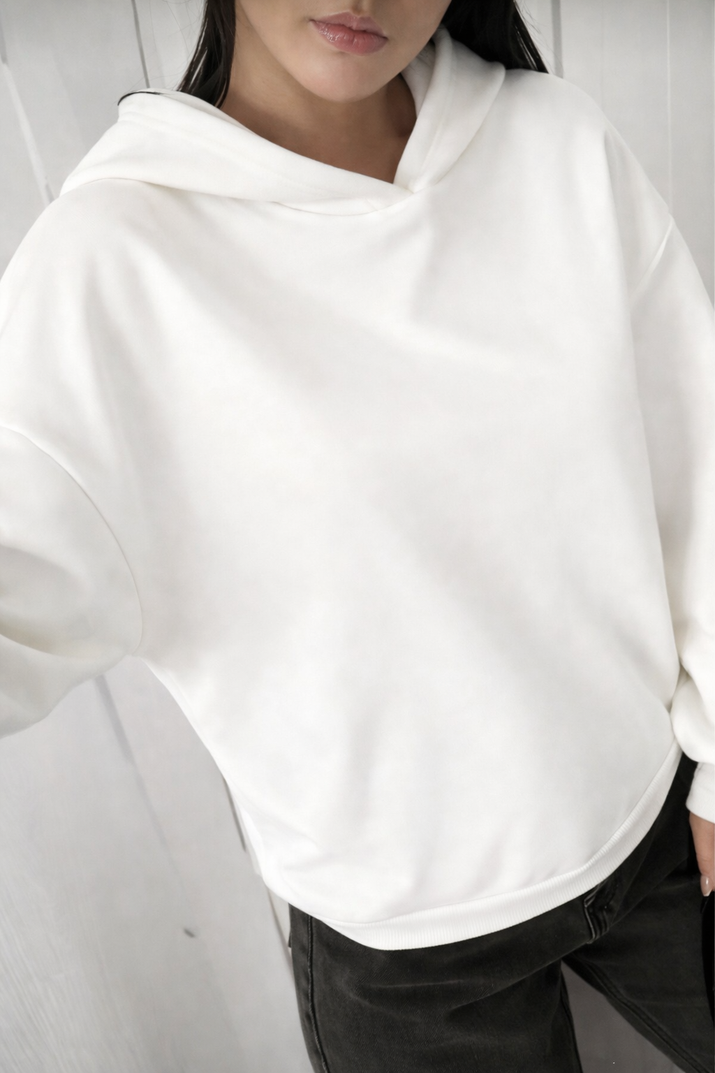Women’s Minimalist Loose Fit Sweatshirt – Soft Solid Color Autumn Winter Casual Essential