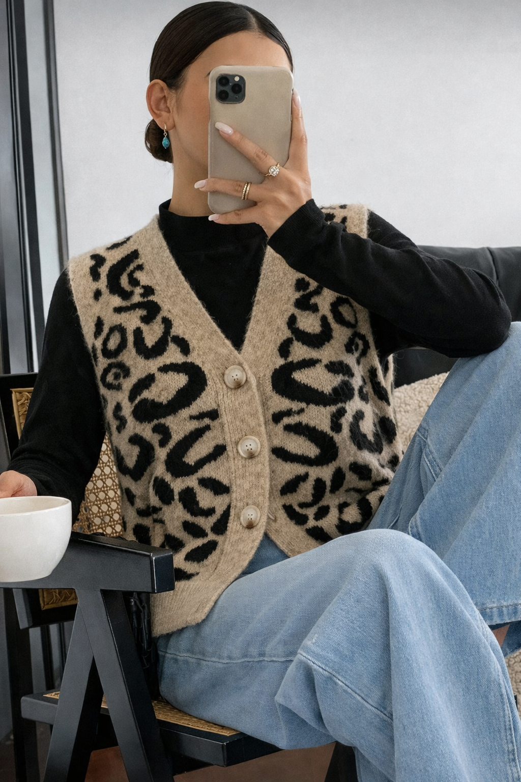 Women’s Leopard Knit Vest – Elegant Autumn/Winter Sleeveless Office Layer