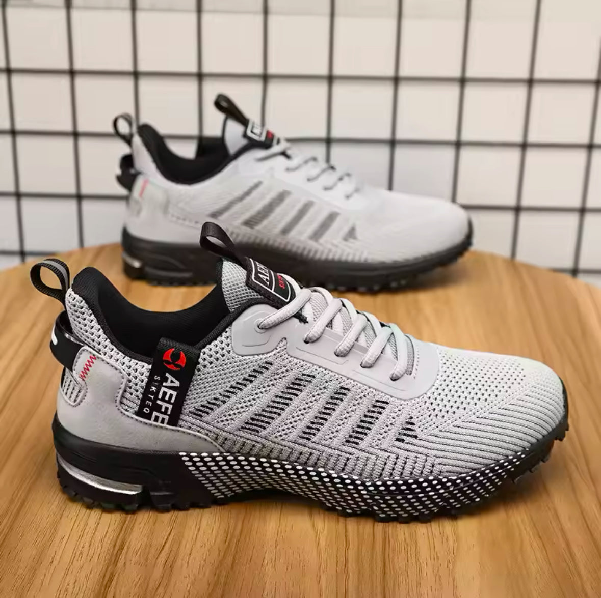 2025 New Breathable Men’s Running Shoes | Lightweight Outdoor Sports Sneakers | Comfortable Athletic Training Footwear