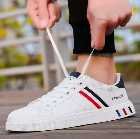 Step into Style with 2025 Men’s Casual Sneakers – New Fashion Lace-up White Shoes for Students, Comfortable Sports Plus Size Vulcanized Zapatillas De Hombre