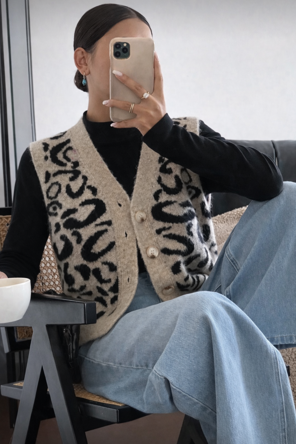 Women’s Leopard Knit Vest – Elegant Autumn/Winter Sleeveless Office Layer