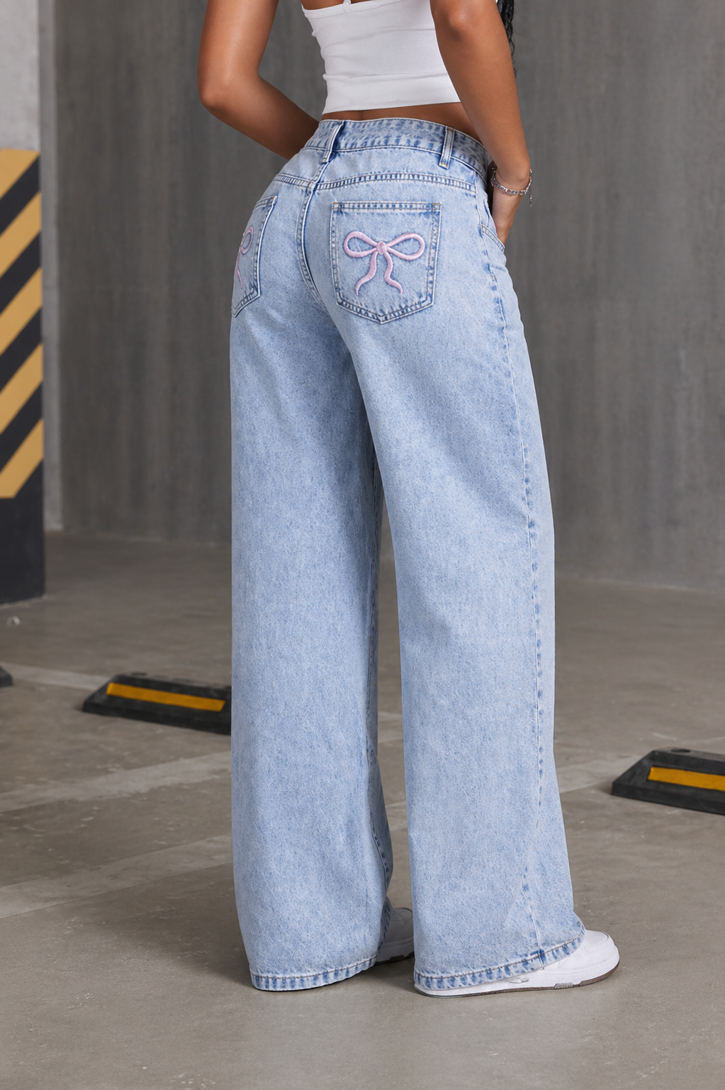Wide Leg Jeans Embroidered Bow Cute Trendy Look Spring Summer Women