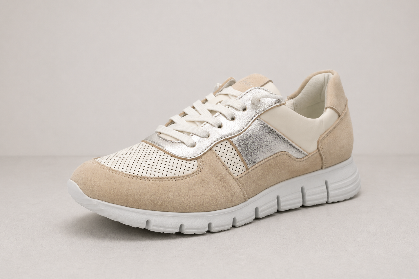 Low Top Sneakers Lightweight Breathable Comfort Effortless Clean Style All Season Unisex - UltraChic
