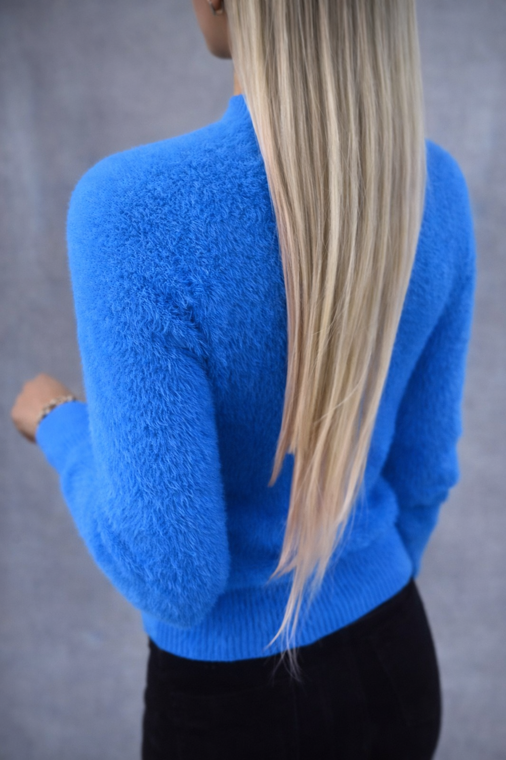 Women’s Solid Color Knit Sweater – Casual Autumn Winter Essential