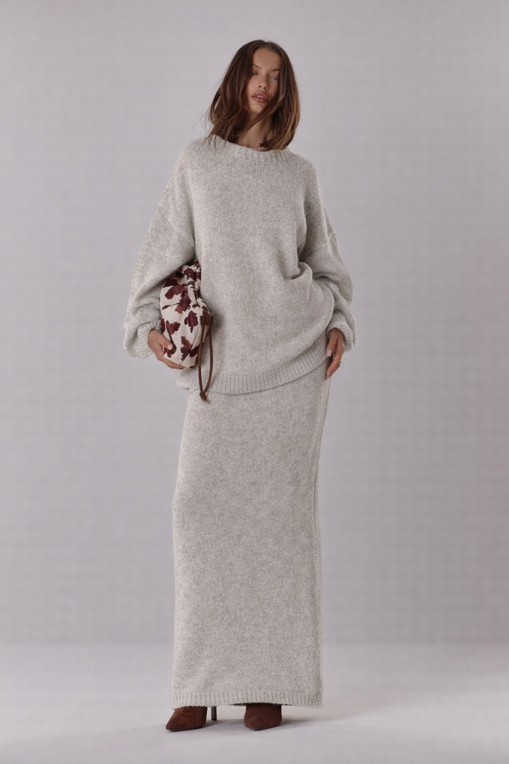 Oversized Knit Jumper & Maxi Skirt Set – Cool Girl Winter Look - UltraChic