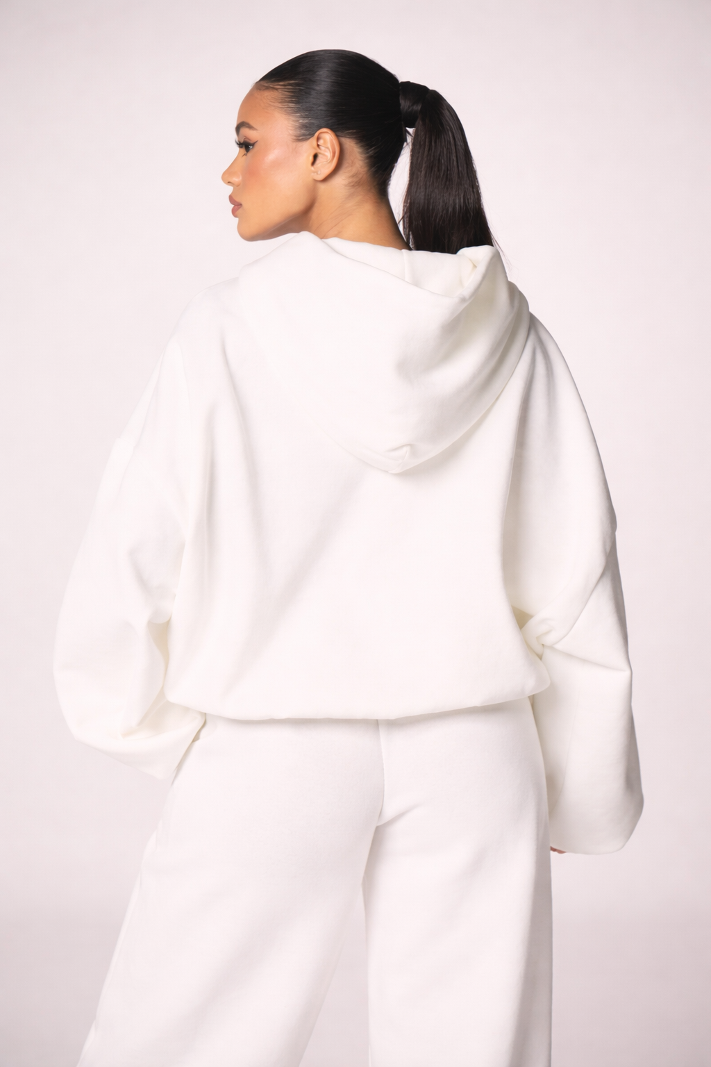 Women’s Zip-Up Hoodie with Front Print – Casual Autumn Streetwear Essential