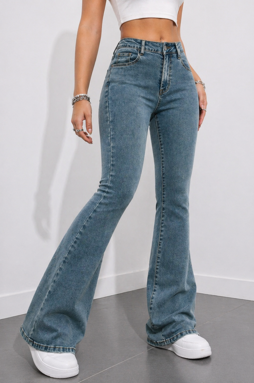 Flare Leg Jeans Slim Fit Shape Enhancing Effortless Chic Look Spring Summer Women