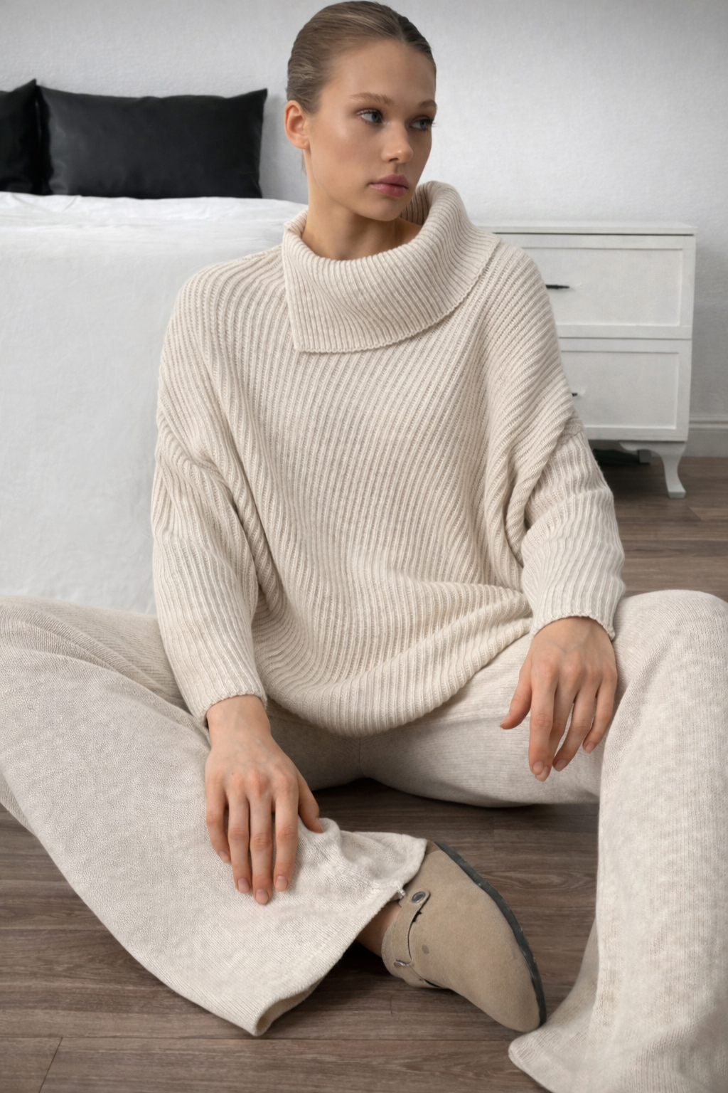 Women’s Turtleneck Oversized Knit Two-Piece Set – Batwing Sweater & Wide Leg Pants Winter Outfit