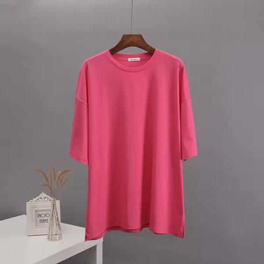 The Essence of Effortless Cool – Drop Shoulder Oversized Longline Tee with a Bold Side Split