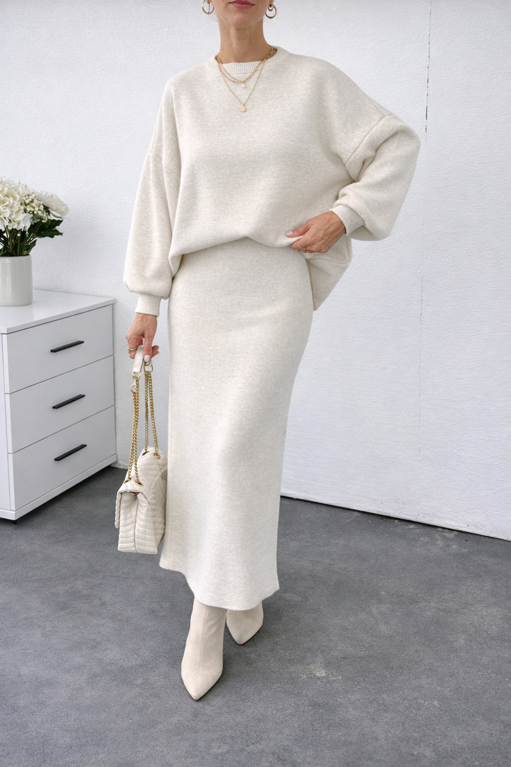 Women’s Lantern Sleeve Knit Set – Cozy Winter Elegance Outfit