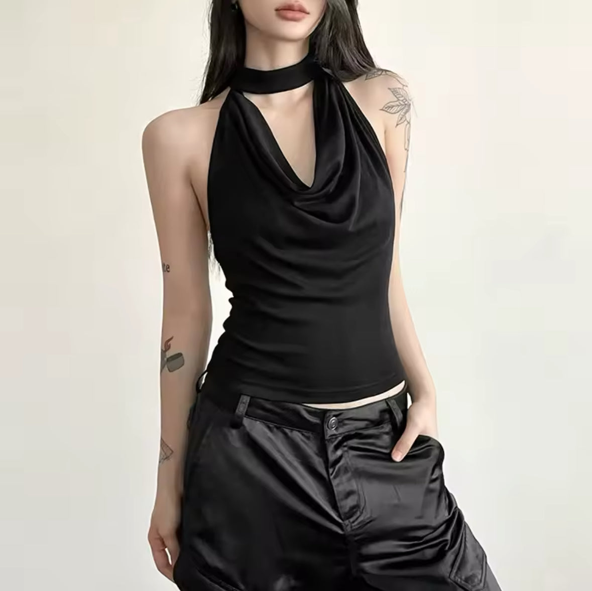 SHEIN MOD Green Draped Halter Top – 90s-Inspired Fall Outfit with Metal Buckle for Parties & Holidays