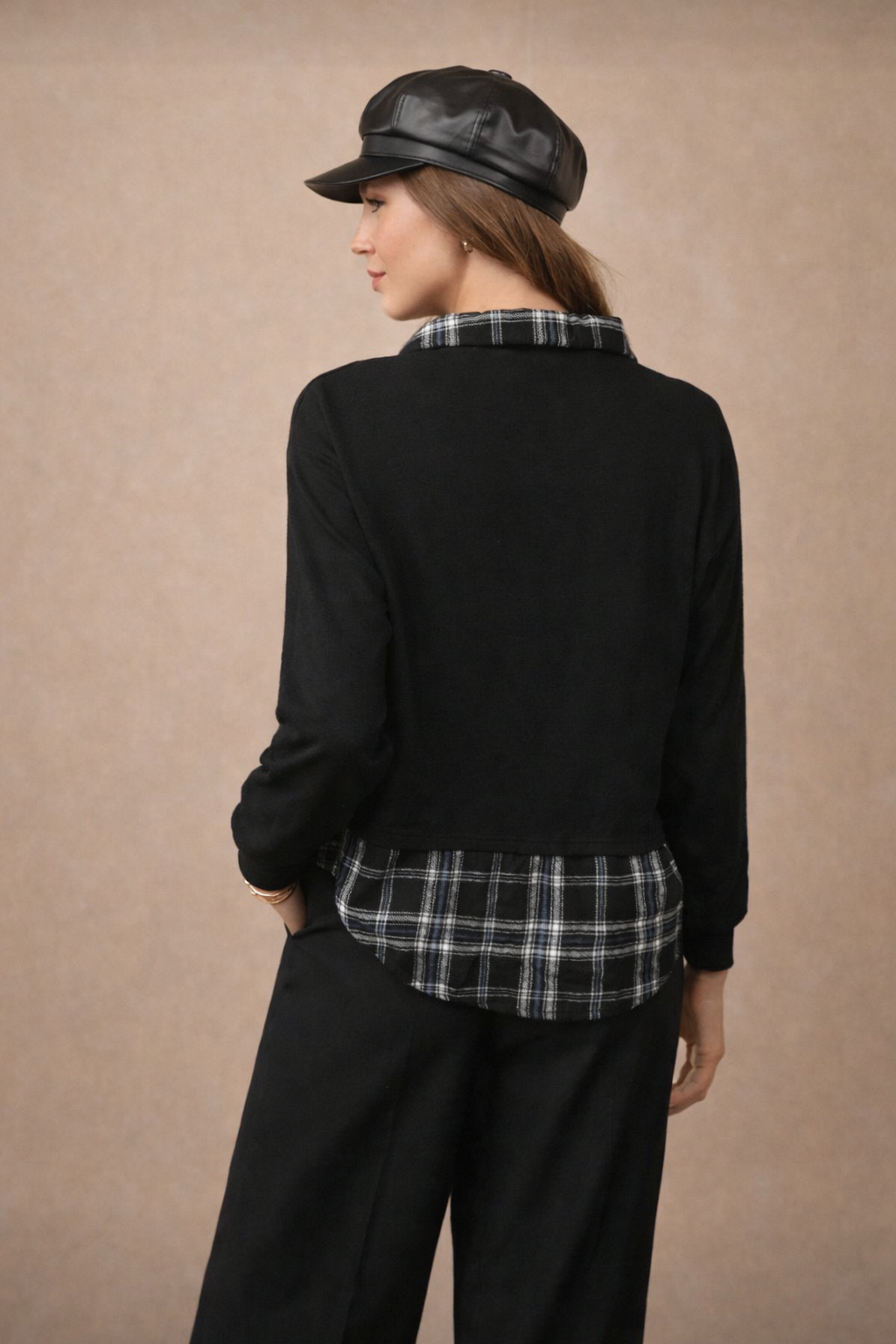 Women’s Contrast Tartan Trim Sweatshirt – Fall Winter Casual Chic Top - UltraChic