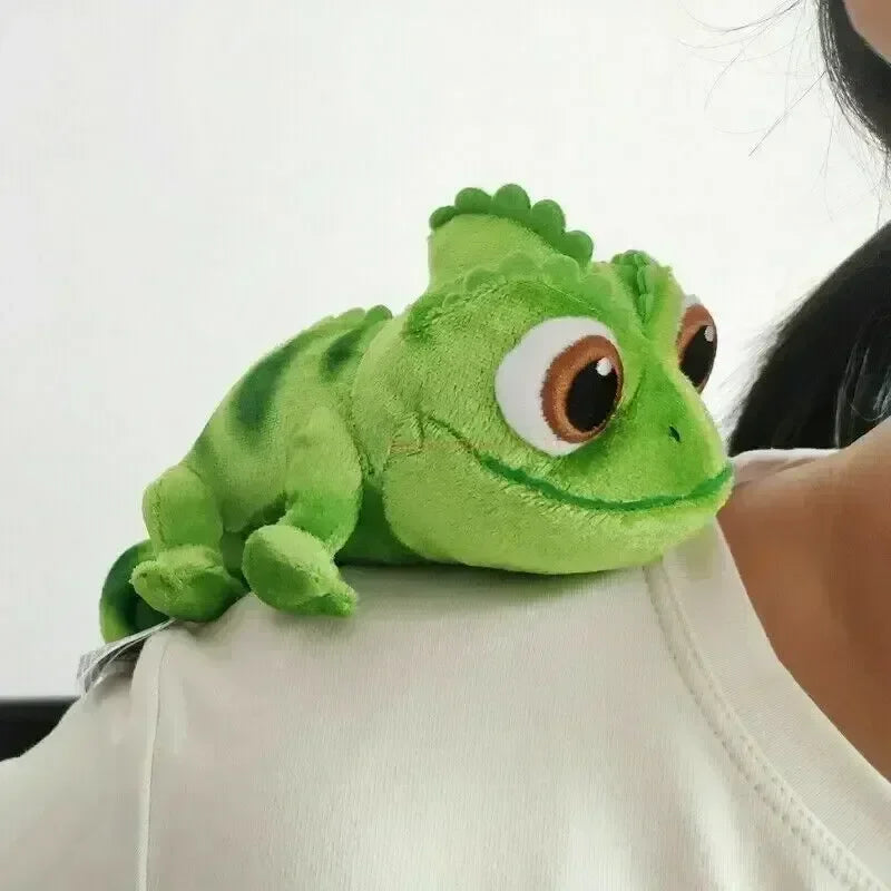 Cartoon Chameleon Plush Toy – Soft Stuffed Animal, Rapunzel Shoulder Buddy, Fun Gift for Girls & Kids