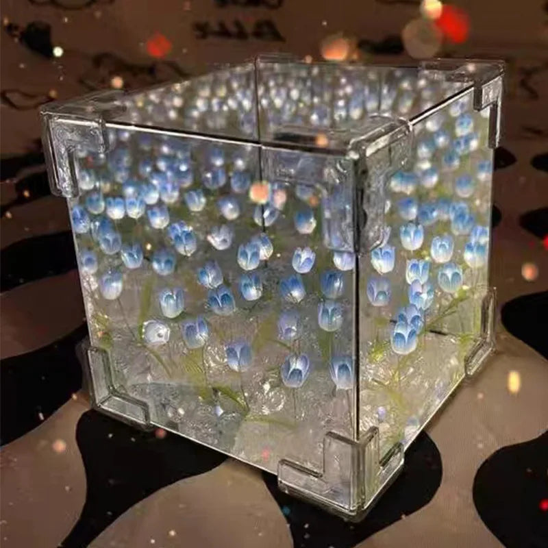 Tulip Flower Cube – Elegant Home Décor, Unique Floral Arrangement for Modern Interiors