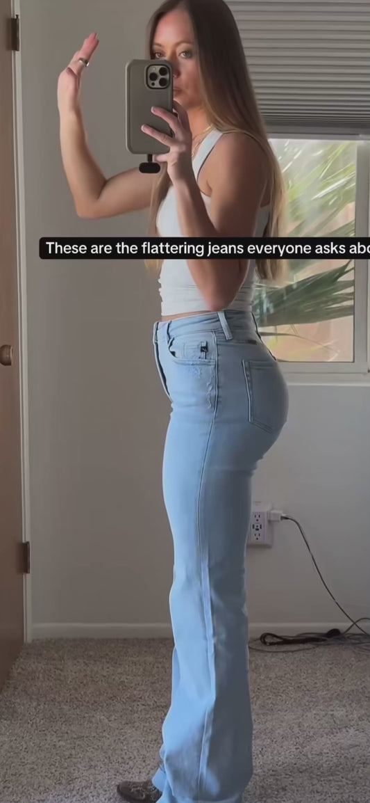 Flare Leg Jeans Slim Fit Shape Enhancing Effortless Chic Look Spring Summer Women